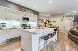 32819 Madrona Ave SE, Black Diamond, WA 98010 - Photo 3