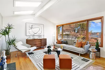 839 W Etruria Street, Seattle, WA 98119 - Photo 9