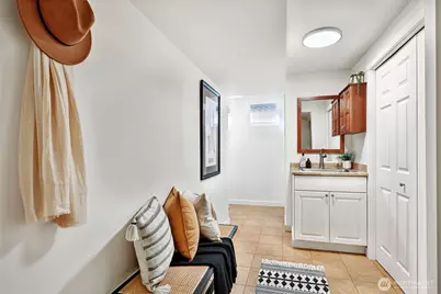 839 W Etruria Street, Seattle, WA 98119 - Photo 27