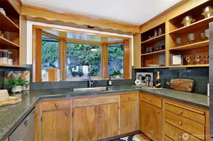 839 W Etruria St, Seattle, WA 98119 - Photo 23