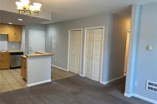 4722 12th Ave NE, Seattle, WA 98105 - Photo 3