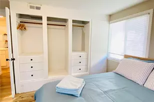 721 N 88th St, Seattle, WA 98103 - Photo 11