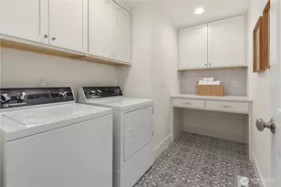 23039 SE 37th St, Sammamish, WA 98075 - Photo 33