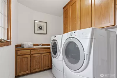 4655 234 Ave SE, Sammamish, WA 98075 - Photo 33