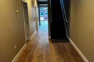 5607 12th Ave NE, Seattle, WA 98105 - Photo 3