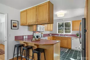 1815 N 137th St, Seattle, WA 98133 - Photo 9