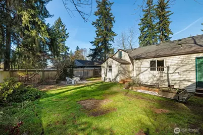 1815 N 137th Street, Seattle, WA 98133 - Photo 23