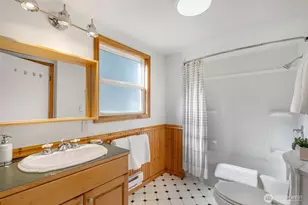 1815 N 137th St, Seattle, WA 98133 - Photo 21