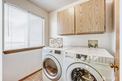 7924 129th Place SE, Newcastle, WA 98056 - Photo 29