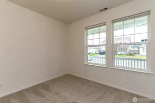 7017 179th St Ct E, Puyallup, WA 98375 - Photo 3