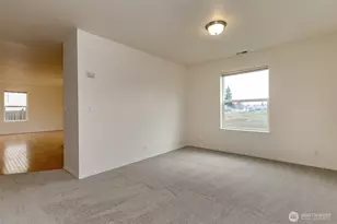 7017 179th St Ct E, Puyallup, WA 98375 - Photo 7