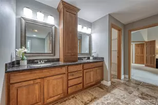 4660 244th Pl SE, Sammamish, WA 98029 - Photo 19