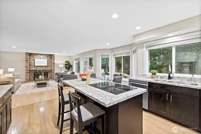4660 244th Place SE, Sammamish, WA 98029 - Photo 5