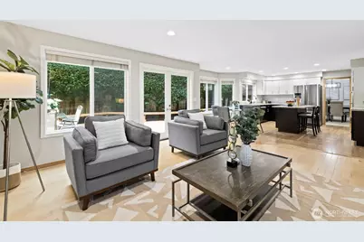 4660 244th Place SE, Sammamish, WA 98029 - Photo 13