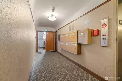 301 N Tacoma Avenue #3, Tacoma, WA 98403 - Photo 5