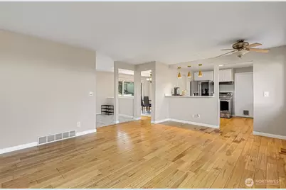 25011 S 20th Avenue SW, Des Moines, WA 98198 - Photo 11