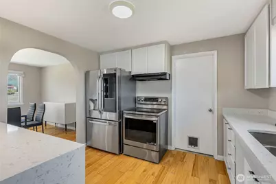 25011 S 20th Avenue SW, Des Moines, WA 98198 - Photo 15