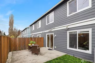 9253 Fremont Ave N, Seattle, WA 98103 - Photo 27