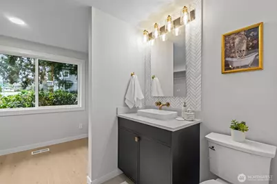 3901 151st Avenue SE, Bellevue, WA 98006 - Photo 17