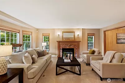 24229 NE 7th Place, Sammamish, WA 98074 - Photo 3