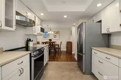 11905 93rd Avenue NE #A104, Kirkland, WA 98034 - Photo 9