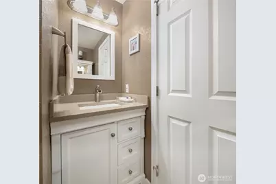 11905 93rd Avenue NE #A104, Kirkland, WA 98034 - Photo 15