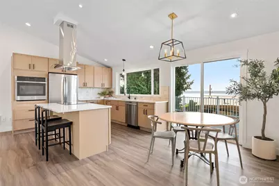 325 Melissa Street, Camano Island, WA 98282 - Photo 7