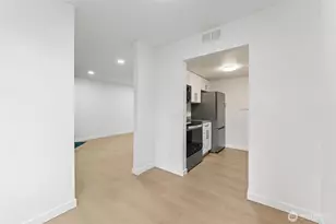 14020 Juanita Dr NE, Kirkland, WA 98034 - Photo 11