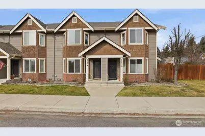 313 N Wright Avenue, Cle Elum, WA 98922 - Photo 1