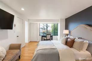 1118 Lakeview Blvd E, Seattle, WA 98102 - Photo 13