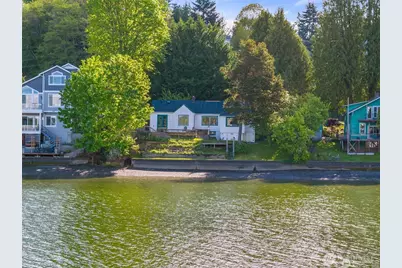 1333 East Bay Drive NE, Olympia, WA 98506 - Photo 1