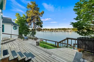 1333 East Bay Drive Northeast, Olympia, WA 98506 - Photo 9