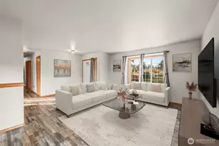 9117 336th St S, Roy, WA 98580 - Photo 5