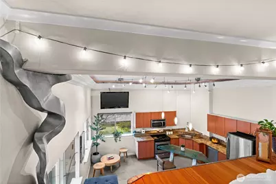 621 5th Avenue N #102, Seattle, WA 98109 - Photo 5