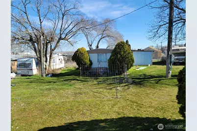 217 S Oak Avenue, Warden, WA 98857 - Photo 7