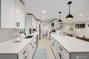 20305 108th St E, Bonney Lake, WA 98391 - Photo 19