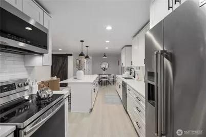 20305 108th Street E, Bonney Lake, WA 98391 - Photo 23