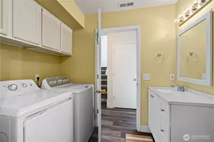 8719 204th St Ct E, Spanaway, WA 98387 - Photo 23