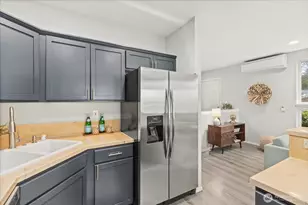 2325 Harbor Ave SW, Seattle, WA 98126 - Photo 15