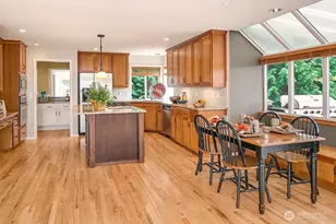 7811 146th Pl SE, Newcastle, WA 98059 - Photo 7