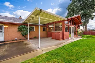 235 9th St, Washougal, WA 98671 - Photo 35