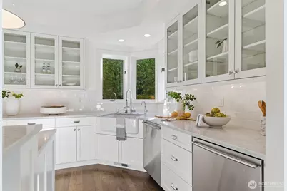 1204 6th Street W, Kirkland, WA 98033 - Photo 9