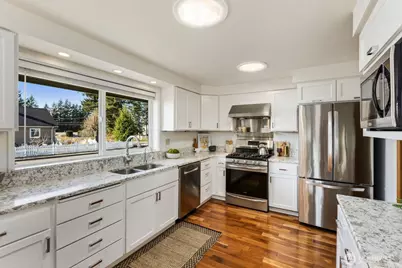 2370 McHugh Avenue, Enumclaw, WA 98022 - Photo 9