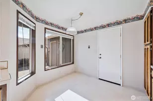 605 Peardale Ln, Longview, WA 98632 - Photo 11