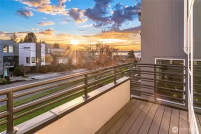 10142 NE 63rd Street, Kirkland, WA 98033 - Photo 5