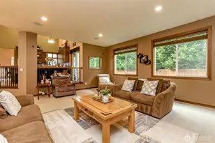 21305 62nd St Ct E, Lake Tapps, WA 98391 - Photo 17