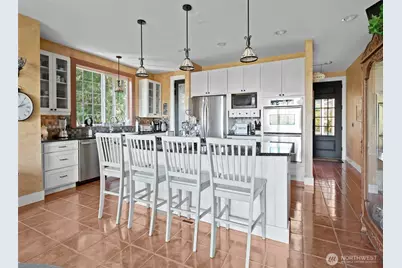 11733 Hummingbird Lane, Anacortes, WA 98221 - Photo 7