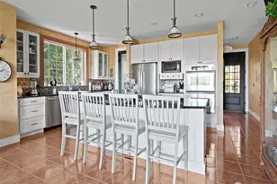 11733 Hummingbird Ln, Anacortes, WA 98221 - Photo 7