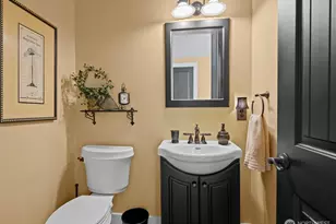 11733 Hummingbird Ln, Anacortes, WA 98221 - Photo 17