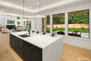 12834 NE 113th St, Kirkland, WA 98033 - Photo 11